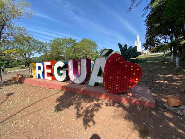 Areguá refuerza su designación como ciudad creativa de la UNESCO con un nuevo convenio - Cultura - ABC Color
