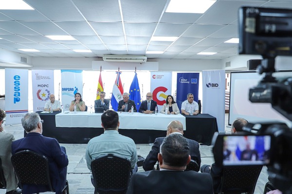 MOPC presenta megaproyecto de agua y saneamiento para Cuenca Lambaré - ADN Digital