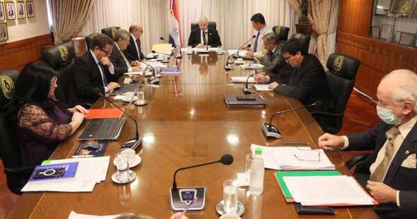 La Nación / Corte Suprema designó a jueces, fiscales y defensores públicos