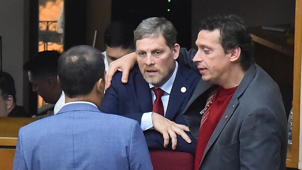 Apuran carrera civil que no incluye al Congreso ni CSJ