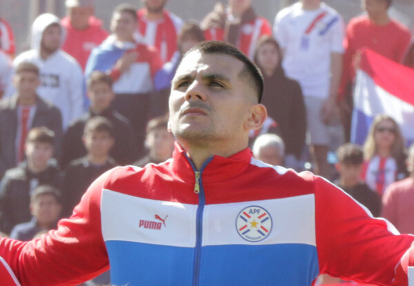 Versus / Santiago Rojas pide selección con fuerte mensaje
