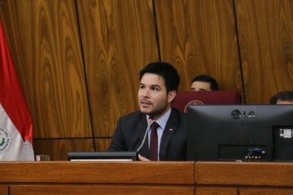 Estado reglamenta ley que protege a víctimas colaterales de feminicidio y homicidio - ADN Digital