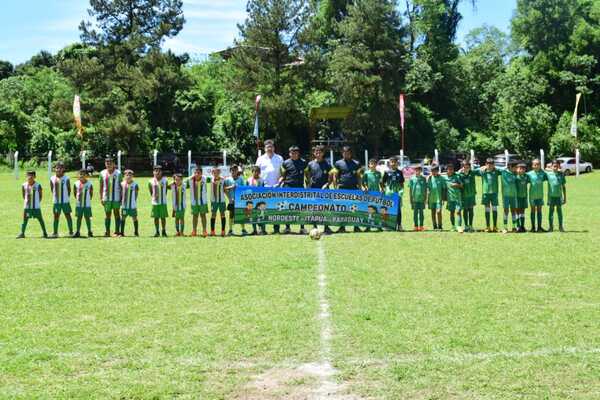 CON ÉXITO SE DESARROLLÓ CAMPEONATO INTERDISTRITAL DE ESCUELAS DE FÚTBOL DEL NORDESTE  - Itapúa Noticias
