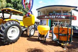 Gobierno entrega más de G. 719 millones de inversión para la producción agrícola de Itapúa - .::Agencia IP::.