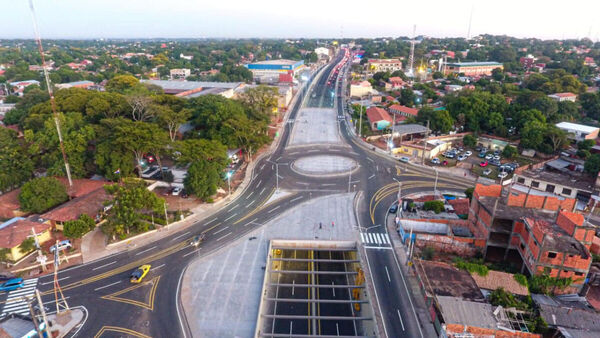 MOPC adjudic贸 G. 297.000 millones para el impulso de tres proyectos claves del pa铆s