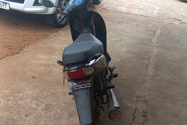 Recuperan motocicleta sustraída en Ciudad del Este