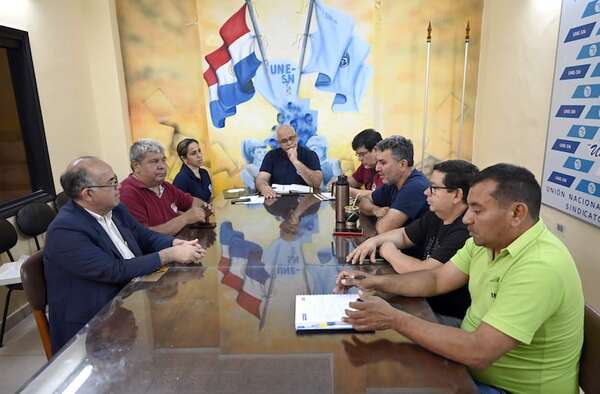 Concurso docente: idea fundamental es que ya no ingresen operadores políticos, dice gremialista - Nacionales - ABC Color
