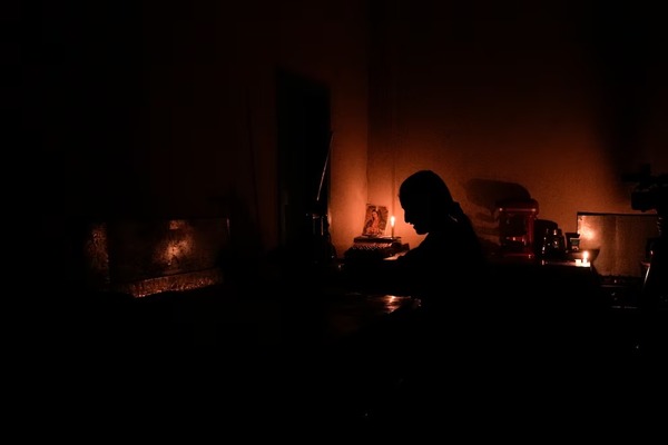 Crisis en Ecuador: protestas en Quito ante el anuncio de nuevos cortes de luz de hasta ocho horas - ADN Digital
