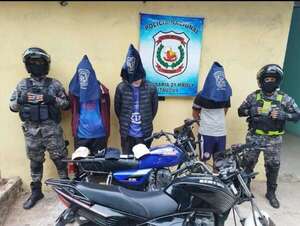 Detenidos tres jóvenes sospechosos de múltiples asaltos en Itauguá - Policiales - ABC Color