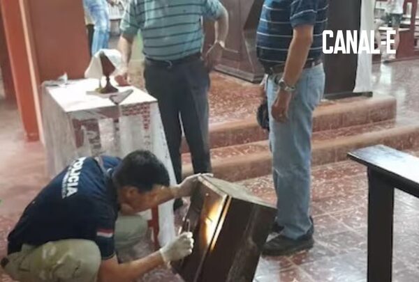 DULCE O CACA: PUERCOS FUERON A ‘CAGAR’ EN UNA IGLESIA POR HALLOWEEN