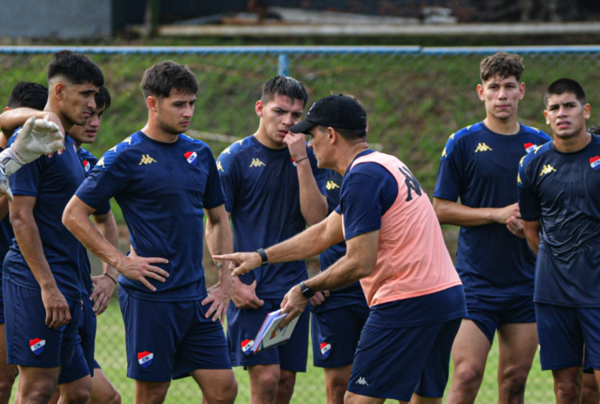 Versus / El pedido que hizo Bernay a sus jugadores antes del partido con Olimpia