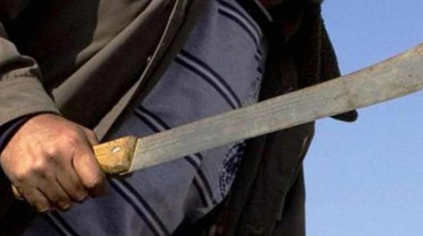 Hombre fue macheteado por defender a una mujer que estaba siendo golpeada - Noticiero Paraguay