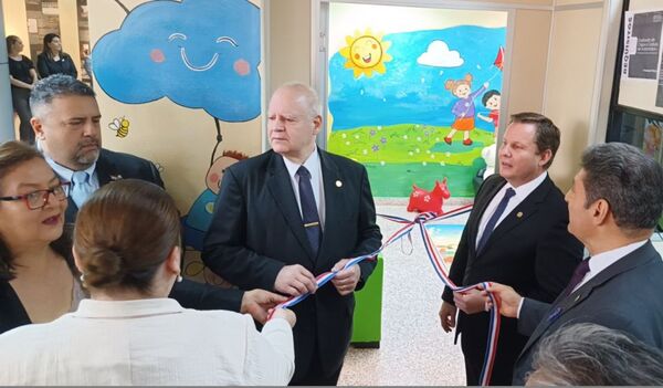 Inauguración de Sala de Audiencia especial para Niños y Niñas en Pilar