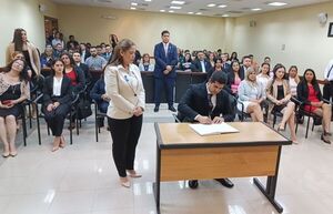 Ministros superintendentes desarrollaron agenda de trabajo en Pilar: Juramento de nuevos abogados y reunión con magistrados