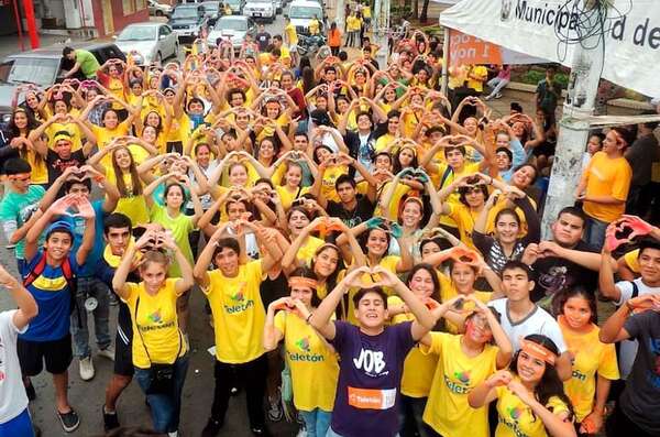 Gran éxito en la Pintatón 2024: la ciudadanía se unió a la causa solidaria de Teletón - Nacionales - ABC Color