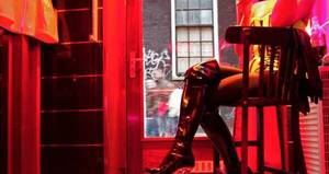 Fue baleada por su pareja que se habría puesto celoso al verla con quien sería un "cliente"