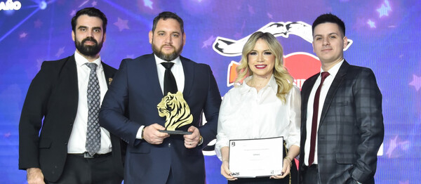 La UMAX, se posiciona como líder en el sector educativo y en bienestar laboral | Eventos - Premiaciones | 5Días