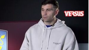 “Dibu” habló de Paraguay con periodista de Nación Media: “Es difícil que le metan goles”