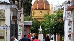 Municipalidad de Asunción realiza controles en los cementerios para evitar rituales
