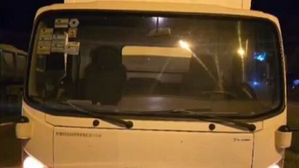 Piratas del asfalto roban camión transportador de encomiendas y toman una patrullera