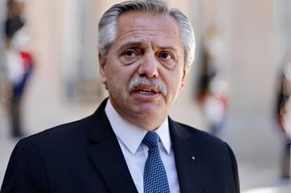 Justicia argentina convoca al expresidente Alberto Fernández por caso de corrupción