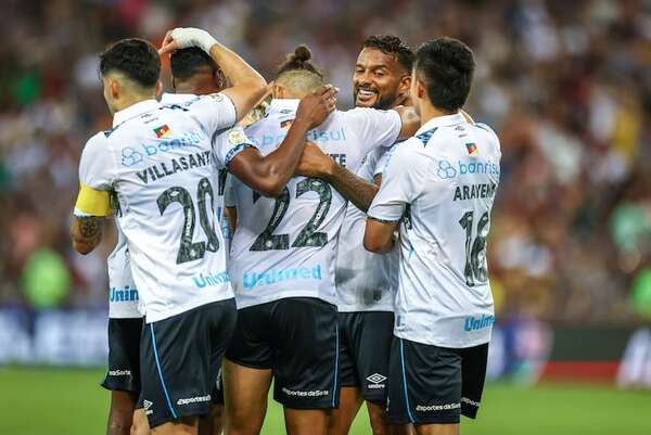 Gremio, con Mathías Villasanti, empató 2-2 con un gol a los 99′ - Fútbol Internacional - ABC Color