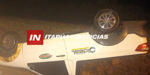 TRAS UN DESPISTE CAMIONETA VOLCÓ EN MARIA AUXILIADORA - Itapúa Noticias
