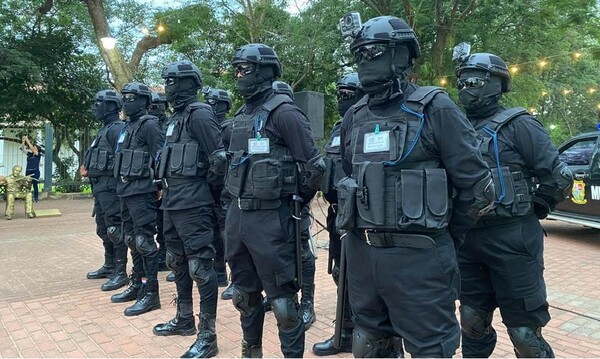 Yaguaron sorprende: crea Policía Municipal con uniforme antiterrorista
