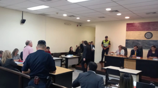 Ratifican a jueces y el lunes sigue juicio a Bower y ex policías