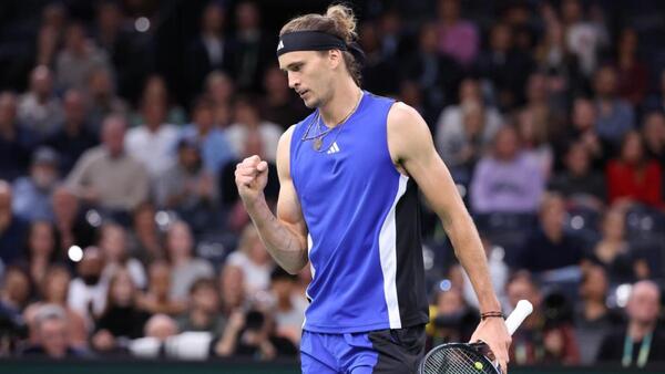 Zverev regresa a la final de París y ya es número dos del mundo