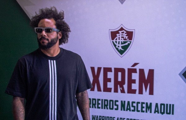 Marcelo se va de Fluminense tras altercado con Mano Menezes