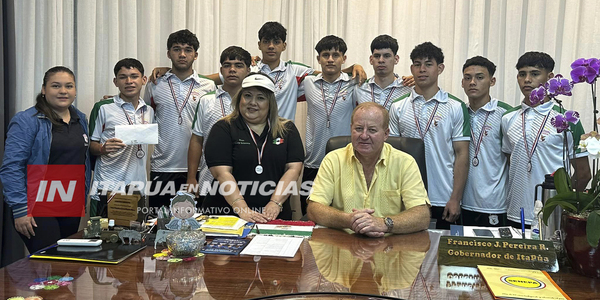 JAVIER PEREIRA RECIBIÓ A LOS CAMPEONES DE LA COPA REGIONAL DE LOS JUEGOS JEEN - Itapúa Noticias