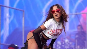 Puerto de Asunción se llena de música con Anitta y Travis