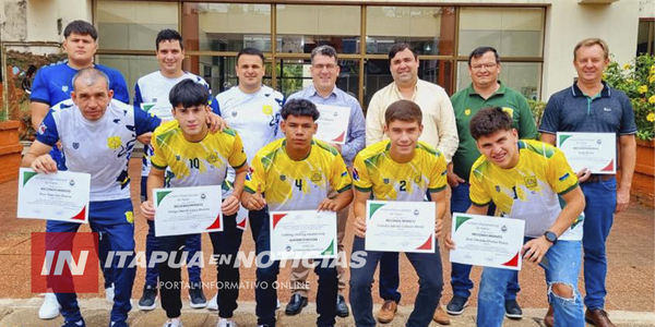 FEDERACIÓN CARMEÑA DE FÚTBOL DE SALÓN FUE RECONOCIDA EN LA JUNTA DEPARTAMENTAL - Itapúa Noticias