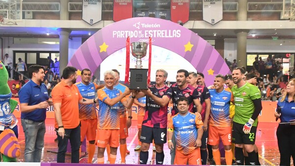 Bebeto, Moura, Barovero, Domínguez y Schiavi destacan en partido de las Estrellas