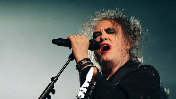 The Cure y un oscuro y emocional nuevo disco luego de 16 años - 1000 Noticias