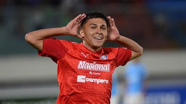 Versus / En Cerro no tuvo lugar, ahora es goleador en Bolivia y espera el llamado de Alfaro