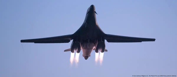 Corea del Sur, Japón y EE.UU. realizan maniobras aéreas - ADN Digital