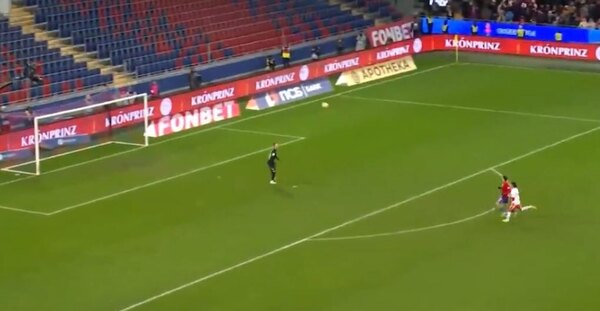 Versus / Spartak Moscú se queda con el clásico con una obra de arte de Jesús Medina