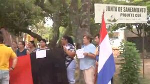 Pobladores de Piquete Cué sufren por falta de agua: “Es muy salada y casi no sale”