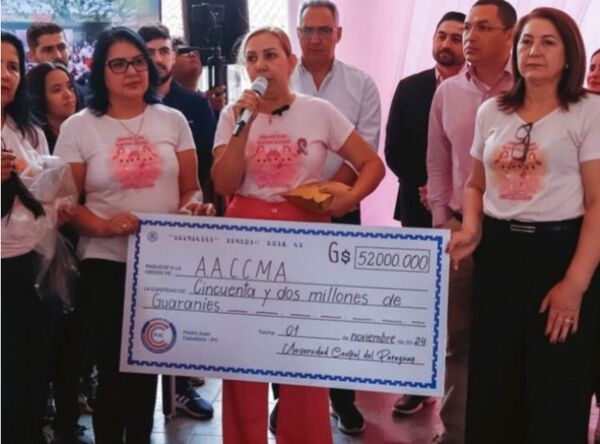 Ligas Universitarias de la Universidad Central del Paraguay entregan importantes donaciones a AACCMA