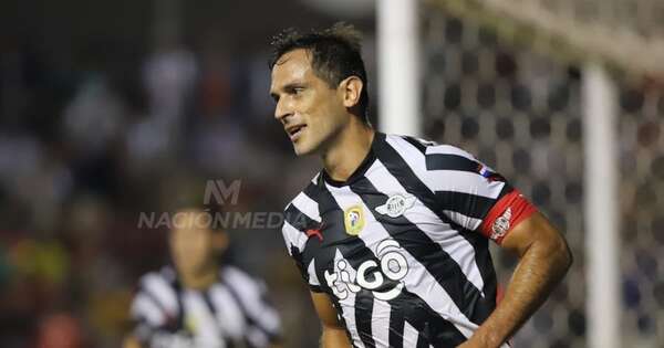 La Nación / Fútbol de primera va a Carapeguá