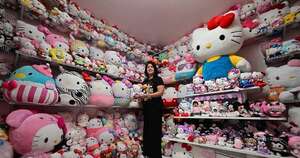 La Nación / Hello Kitty cumplió 50 años fascinando a fans en todo el mundo