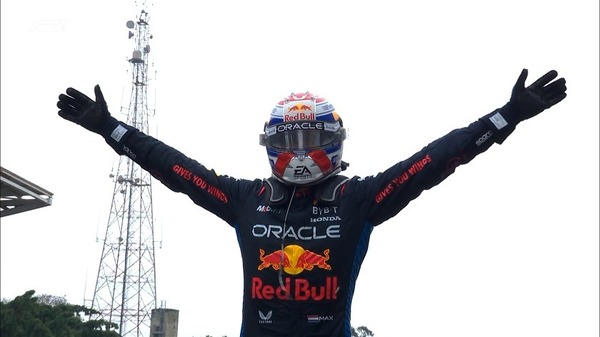 Max Verstappen gana en Brasil y queda a un paso del título