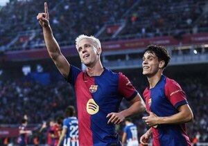 Versus / Barcelona se escapa como líder tras ganar el clásico contra el Espanyol