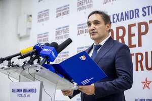 Candidato respaldado por los socialistas prorrusos encabeza presidenciales en Moldavia - Mundo - ABC Color