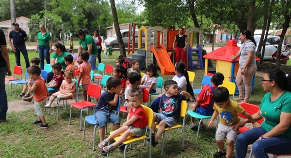 EBY entregó muebles y juegos infantiles a guardería de Pilar