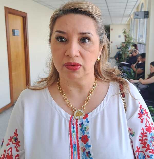 “Jueces de pomposa vida y fiestas bacanales pagan por protección”