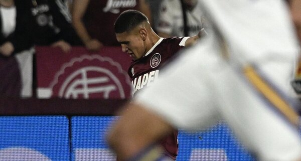 Versus / Gran labor de Juan Cáceres en triunfo de Lanús sobre Boca Juniors