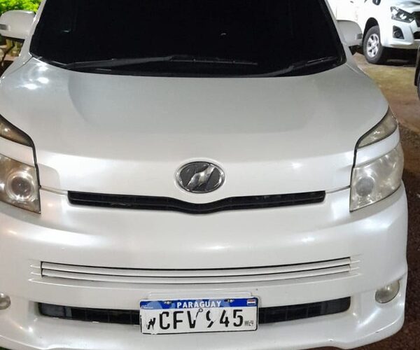 Borracho cerró el paso a conductor de bolt en CDE
